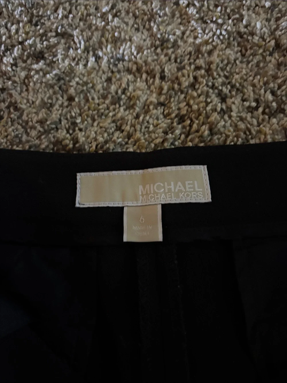 MICHAEL Michael Kors Black High-Rise Pleated Dress Shorts - Picture 3 of 9